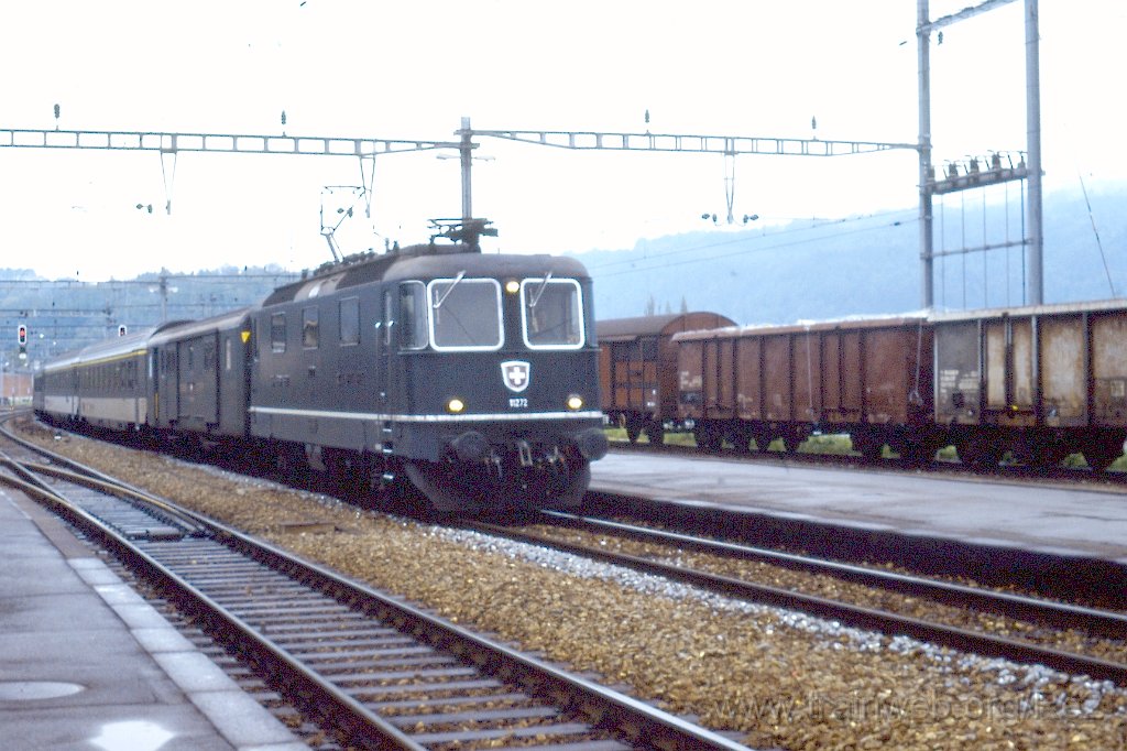 0339-0037-s.jpg - SBB-CFF Re 4/4'' 11272 / Bex 28.4.1991