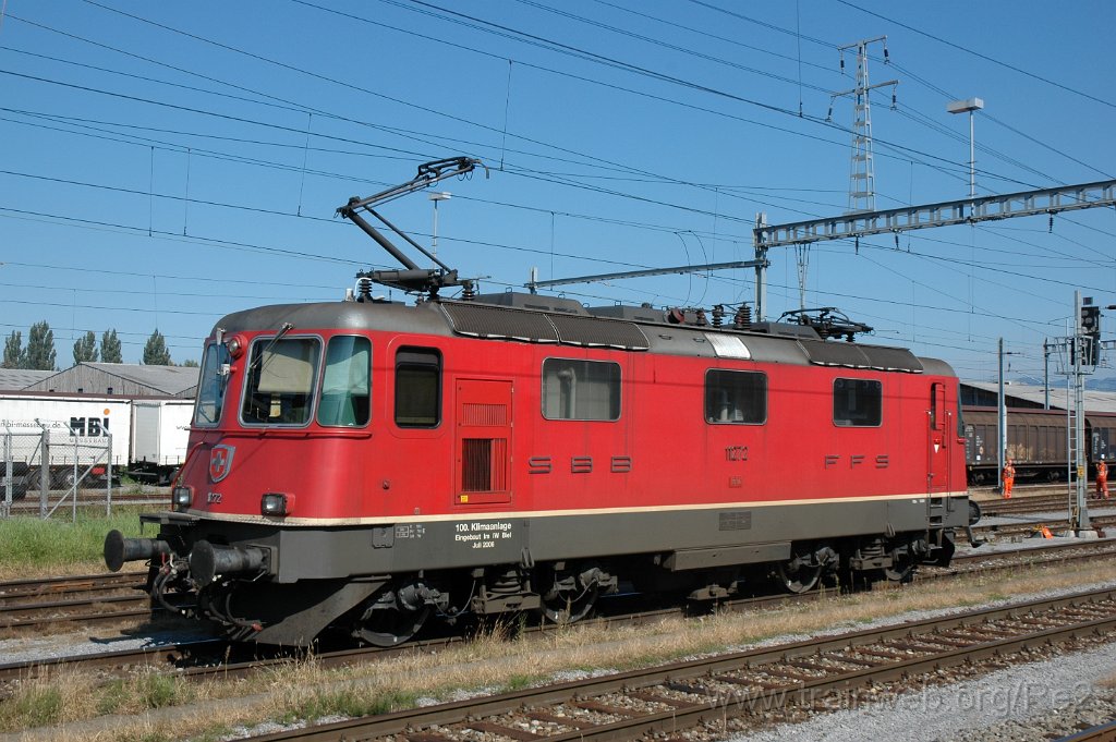 2610-0016-140912.jpg - SBB-CFF Re 4/4'' 11272 ''100. Klimaanlage eingebaut im IW Biel'' / St.Margrethen 14.9.2012