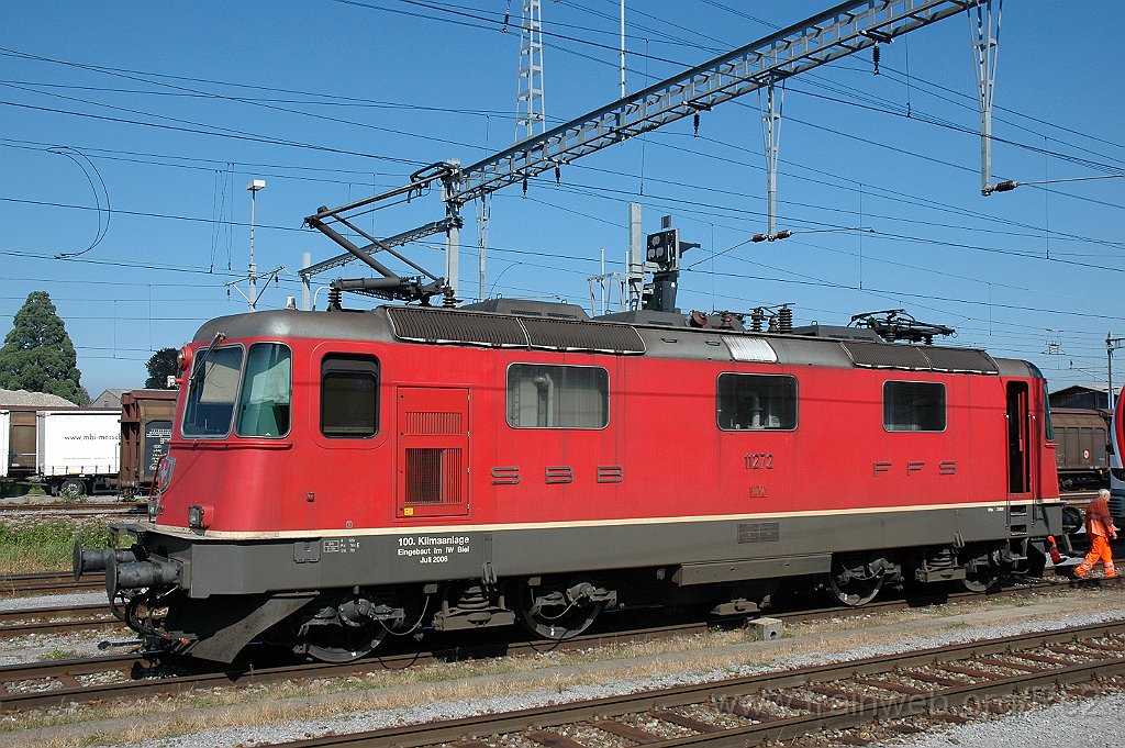 2610-0031-140912.jpg - SBB-CFF Re 4/4'' 11272 ''100. Klimaanlage eingebaut im IW Biel'' / St.Margrethen 14.9.2012