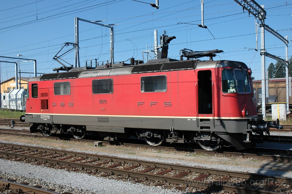2610-0032-140912.jpg - SBB-CFF Re 4/4'' 11272 ''100. Klimaanlage eingebaut im IW Biel'' / St.Margrethen 14.9.2012