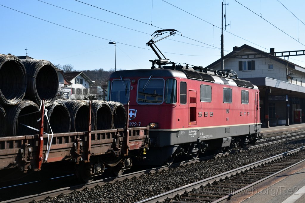 4375-0044-270217.jpg - SBBC Re 4/4'' 11272 (Re 420.272-7)  ''100. Klimaanlage eingebaut im IW Biel'' (Re 91 85 4 420 272-7 CH-SBBC) / Herzogenbuchsee 27.2.2017