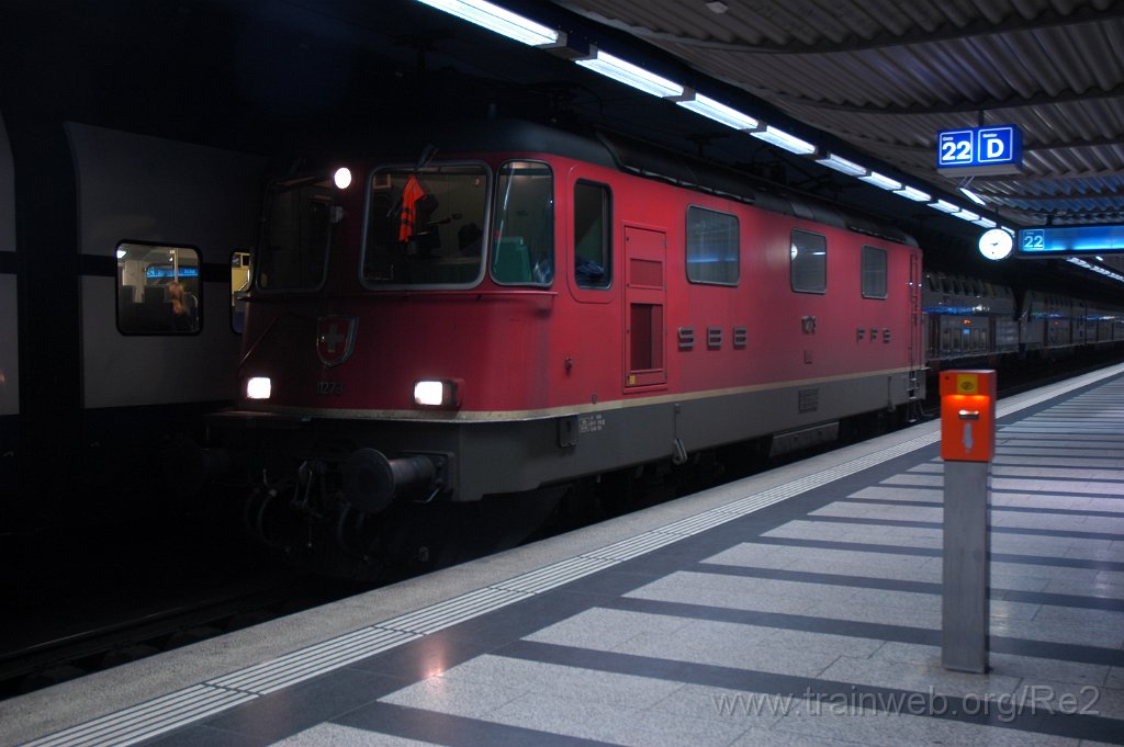2056-0049-140111.jpg - SBB-CFF Re 4/4'' 11273 / Zürich HB (Museumstrasse) 14.1.2011