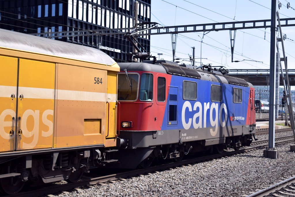 9079-0008-290424.jpg - SBBC Re 420.275-0 (Re 91 85 4 420 275-0 CH-SBBC) / Zürich-Altstetten 29.4.2024
