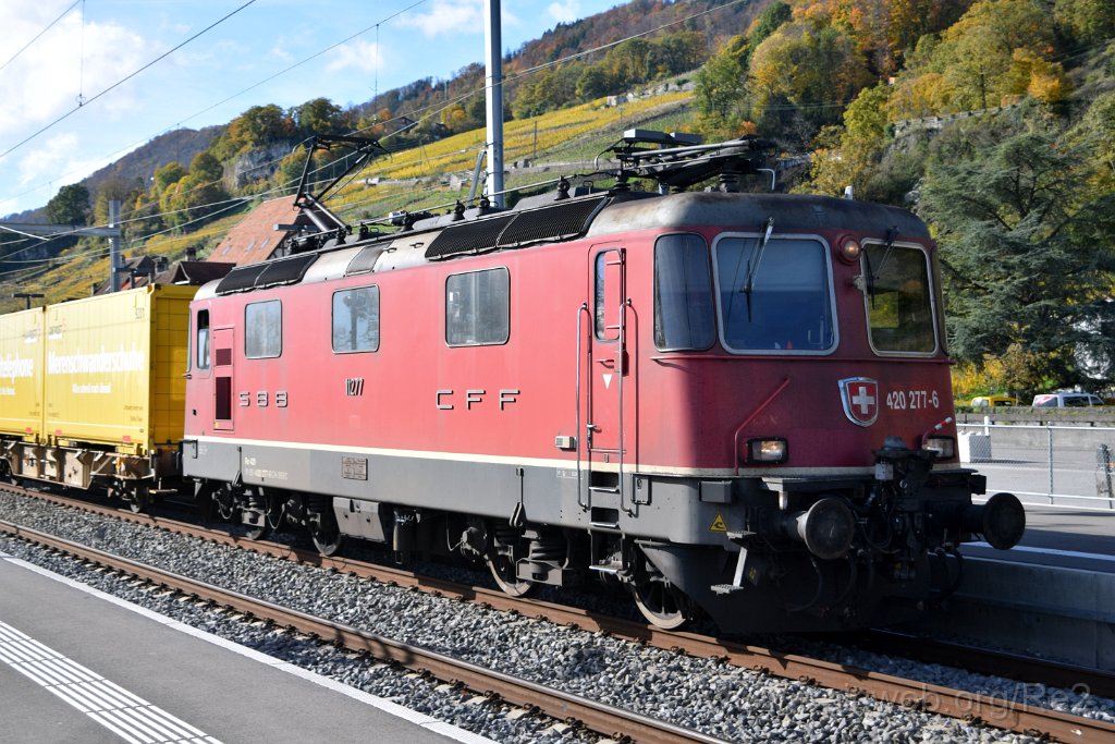 10097-0045-281025.jpg - SBBC Re 4/4'' 11277 (Re 420.277-6)  (Re 91 85 4 420 277-6 CH-SBBC) / Twann 28.10.2025