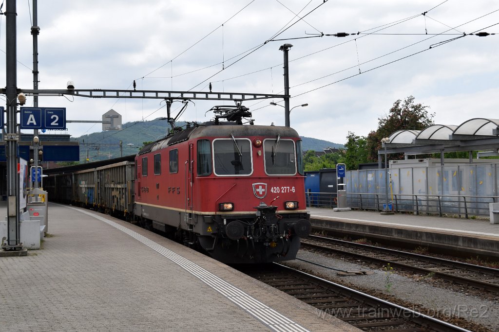 8572-0041-250523.jpg - SBBC Re 4/4'' 11277 (Re 420.277-6)  (Re 91 85 4 420 277-6 CH-SBBC) / Olten 25.5.2023