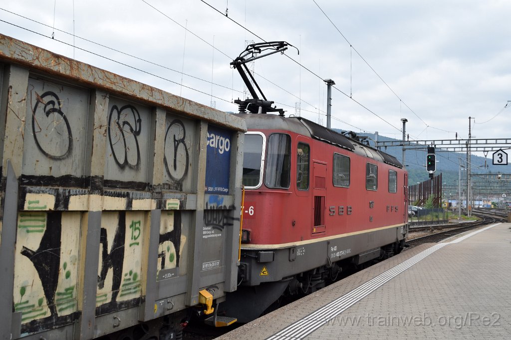 8572-0045-250523.jpg - SBBC Re 4/4'' 11277 (Re 420.277-6)  (Re 91 85 4 420 277-6 CH-SBBC) / Olten 25.5.2023