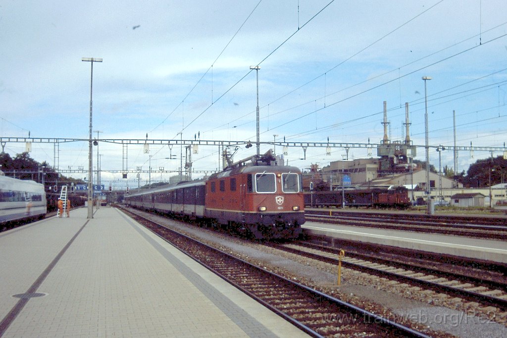 0899-0002.jpg - SBB-CFF Re 4/4'' 11278 / Bülach 6.8.2001