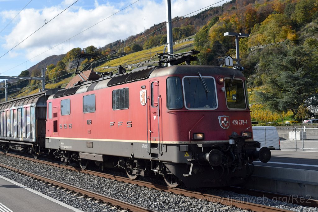 10097-0013-281025.jpg - SBBC Re 4/4'' 11278 (Re 420.278-4)  ''Cham'' (Re 91 85 4 420 278-4 CH-SBBC) / Twann 28.10.2025