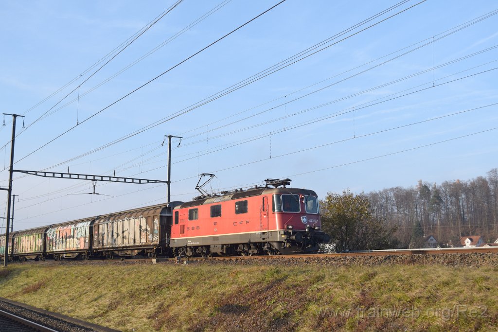 10130-0019-021225.jpg - SBBC Re 4/4'' 11279 (Re 420.279-2)  (Re 91 85 4 420 279-2 CH-SBBC) / Killwangen-Spreitenbach 2.12.2025