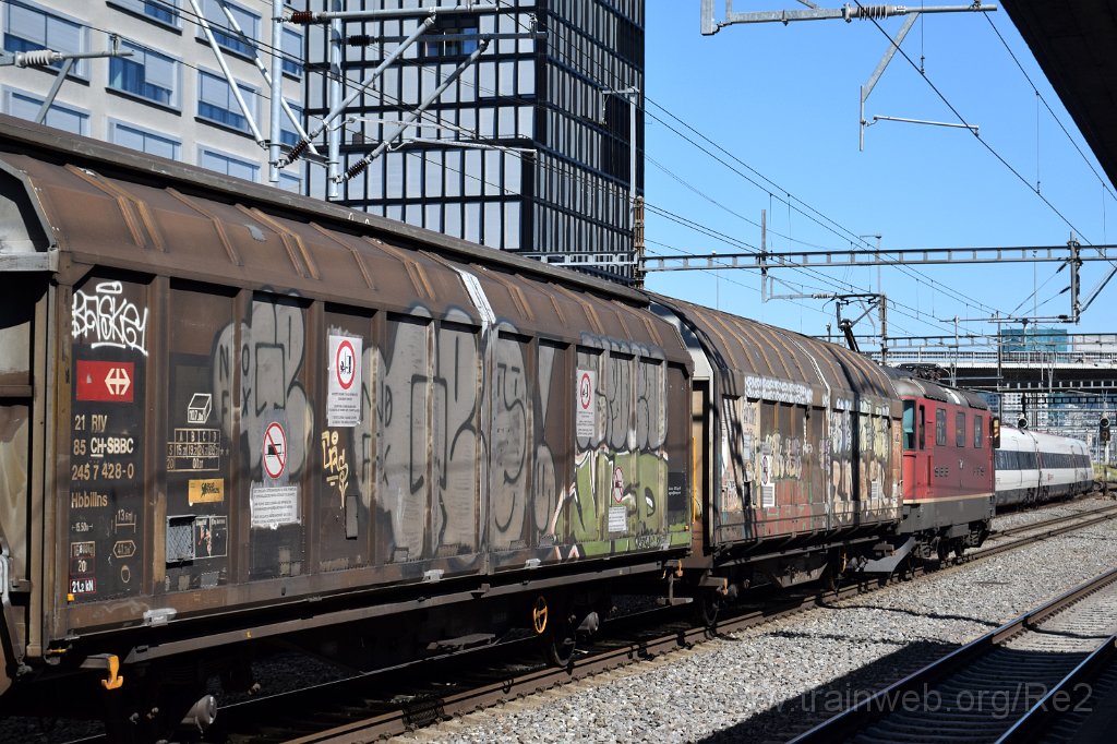 8134-0036-030822.jpg - SBBC Re 4/4'' 11279 (Re 420.279-2)  (Re 91 85 4 420 279-2 CH-SBBC) / Zürich-Altstetten 3.8.2022