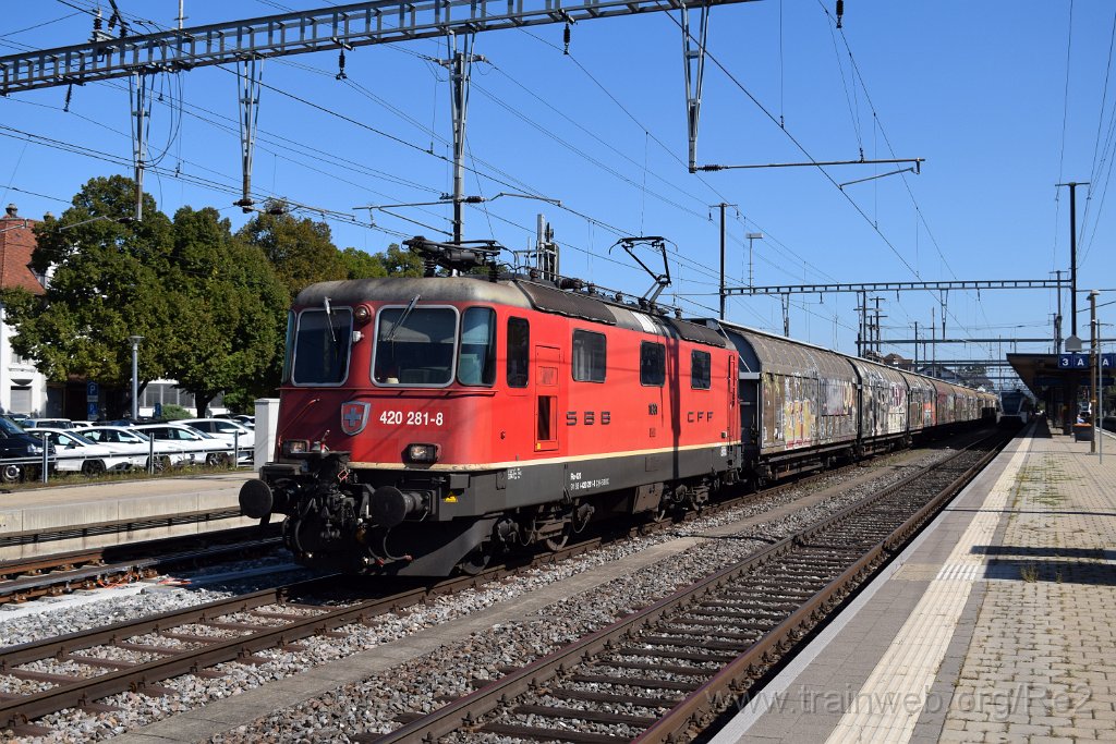 8754-0019-060923.jpg - SBBC Re 4/4'' 11281 (Re 420.281-8)  (Re 91 85 4 420 281-8 CH-SBBC) / Weinfelden 6.9.2023