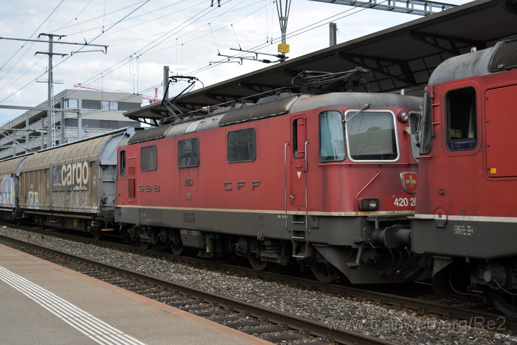 4523-0043-270617.jpg - SBBC Re 4/4'' 11283 (Re 420.283-4)  (Re 91 85 4 420 283-4 CH-SBBC) / Aarau 27.6.2017