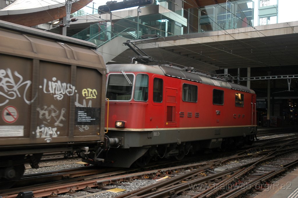 2828-0041-240513.jpg - SBB-CFF Re 4/4'' 11285 / Bern HB 24.5.2013