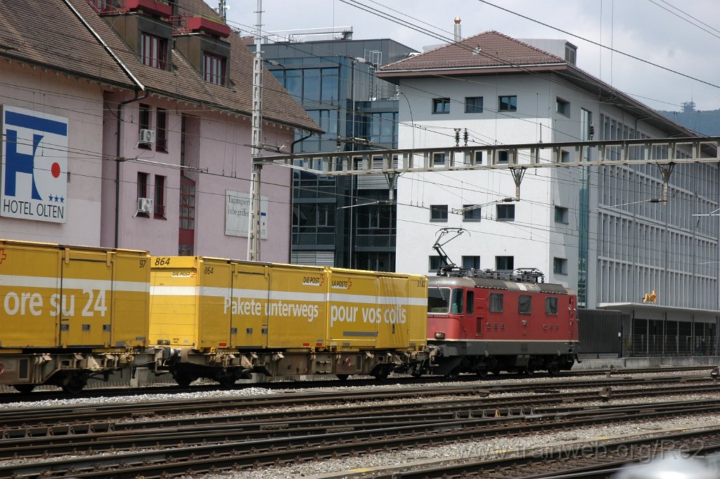 3604-0047-190615.jpg - SBB-CFF Re 4/4'' 11285 / Olten (Fachhochschule Nordwestschweiz) 19.6.2015
