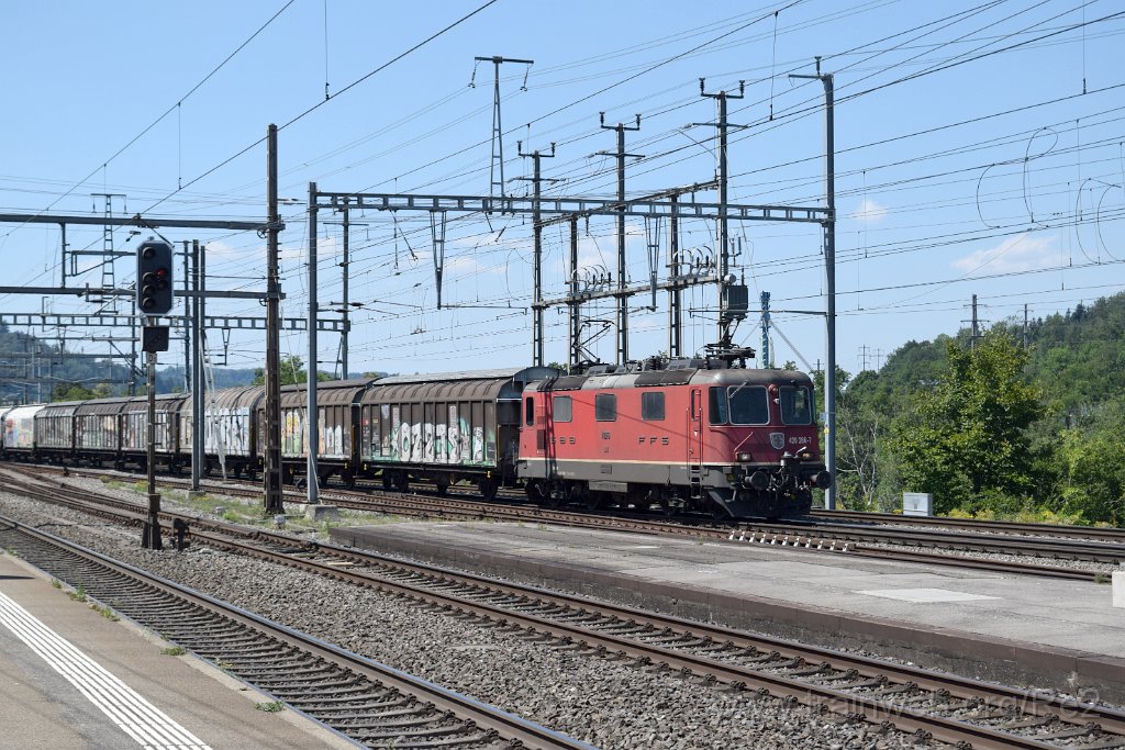 8094-0036-150722.jpg - SBBC Re 4/4'' 11286 (Re 420.286-7)  (Re 91 85 4 420 286-7 CH-SBBC) / Killwangen-Spreitenbach 15.7.2022