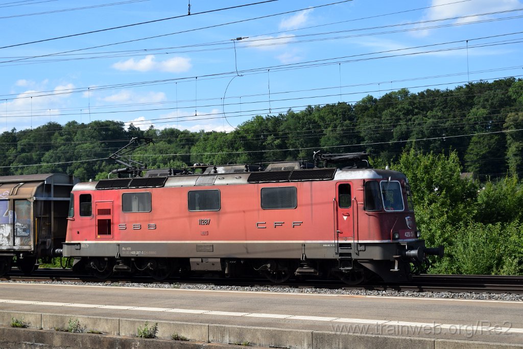 4542-0002-170717.jpg - SBBC Re 4/4'' 11287 (Re 420.287-5)  (Re 91 85 4 420 287-5 CH-SBBC) / Killwangen-Spreitenbach 17.7.2017
