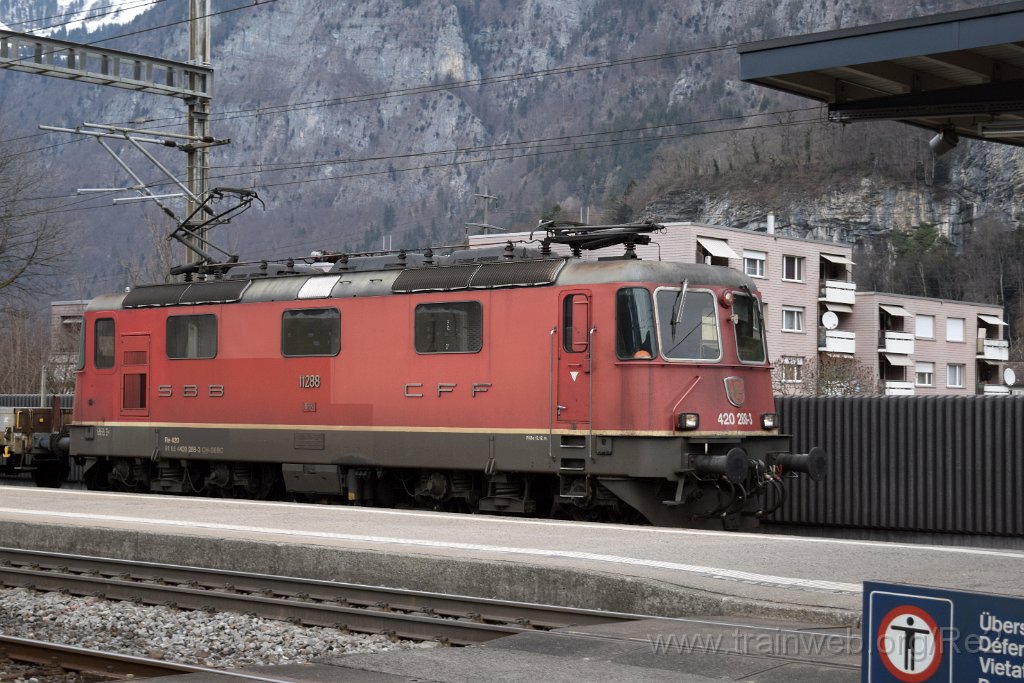 4859-0024-090318.jpg - SBBC Re 4/4'' 11288 (Re 420.288-3)  (Re 91 85 4 420 288-3 CH-SBBC) / Flums 9.3.2018