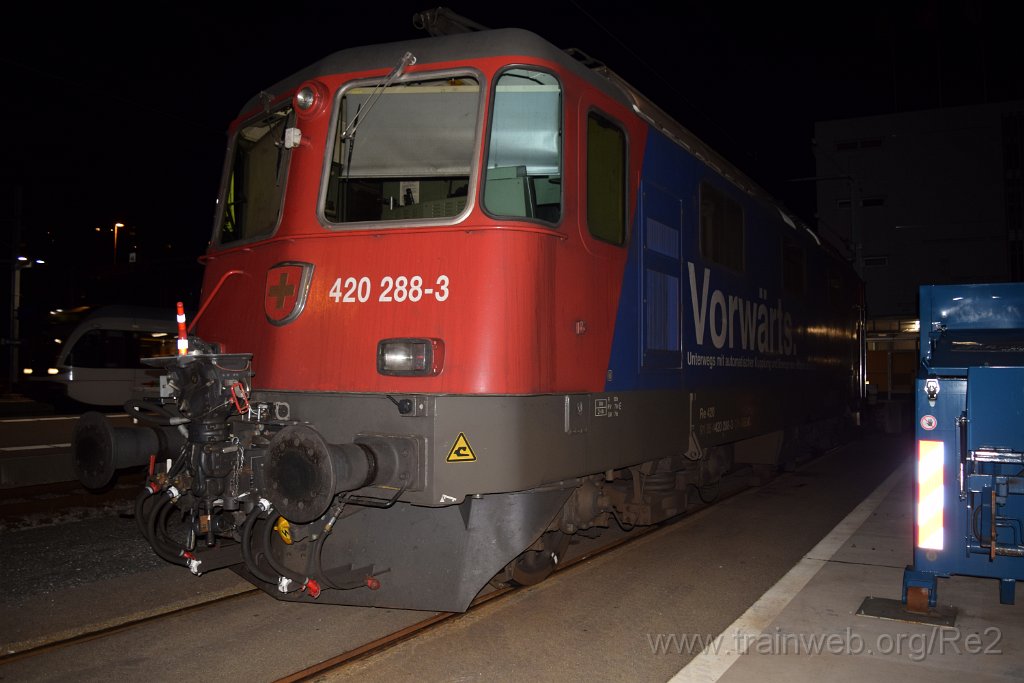 5775-0032-201019.jpg - SBBC Re 420.288-3 ''Avanti tutta!'' (Re 91 85 4 420 288-3 CH-SBBC) / St.Gallen HB 20.10.2019