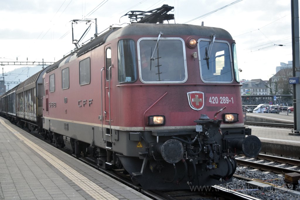 9521-0031-181224.jpg - SBBC Re 4/4'' 11289 (Re 420.289-1)  (Re 91 85 4 420 289-1 CH-SBBC) / Olten 18.12.2024