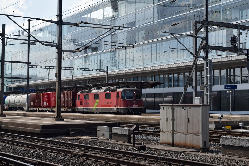 7358-0004-200421.jpg - SBBC Re 4/4'' 11290 (Re 420.290-9)  (Re 91 85 4 420 290-9 CH-SBBC) / Aarau 20.4.2021