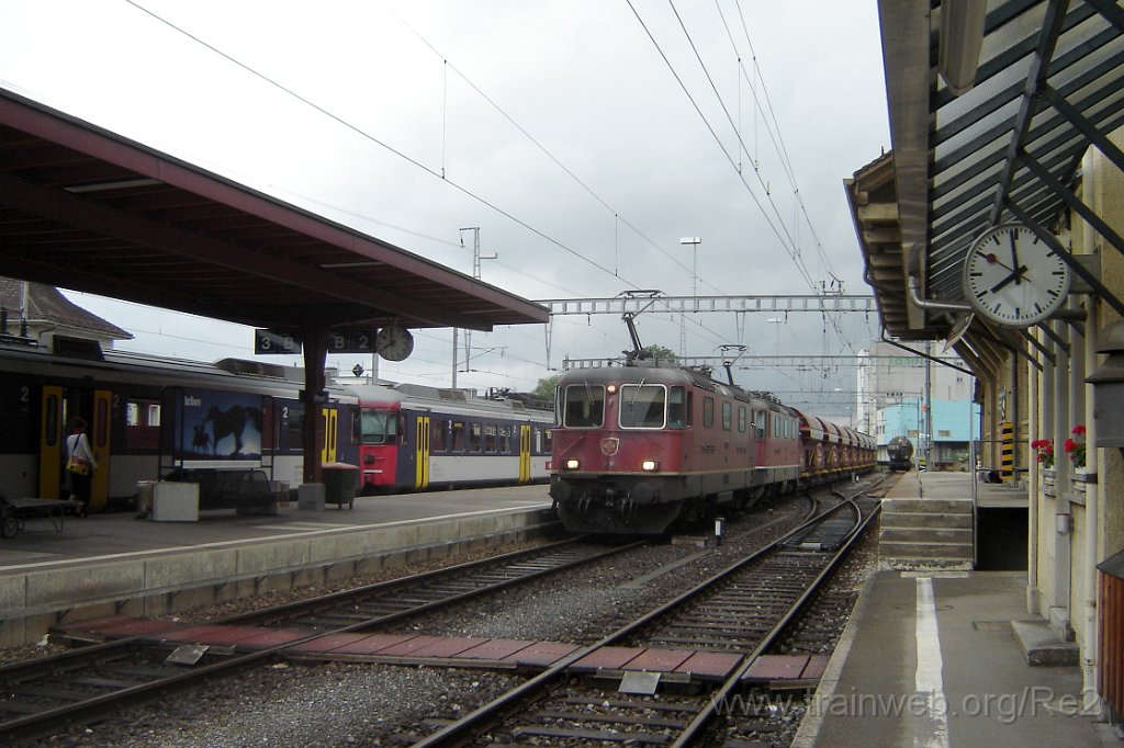 1063-0039-300605.jpg - SBB-CFF Re 4/4'' 11291 + SBB-CFF Ref 4/4'' 11170 / Hinwil 30.6.2005