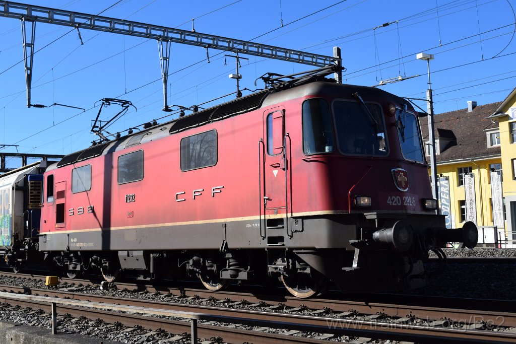 4907-0021-120418.jpg - SBBC Re 4/4'' 11292 (Re 420.292-5)  (Re 91 85 4 420 292-5 CH-SBBC) / Lenzburg 12.4.2018