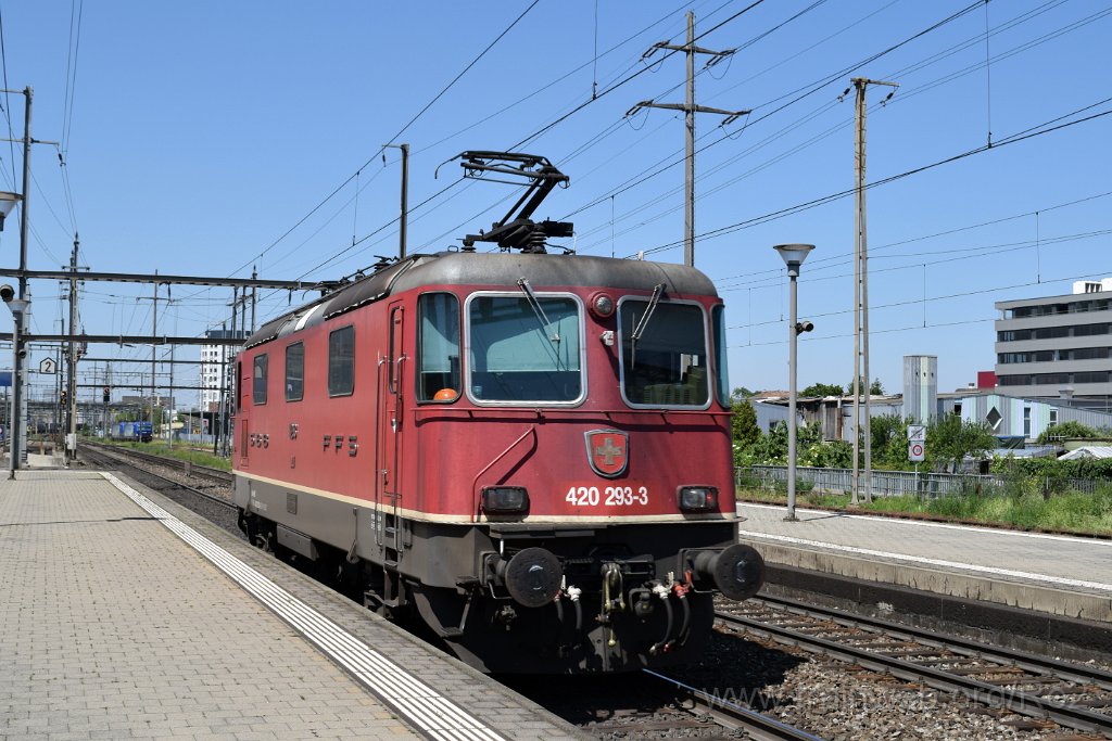 5932-0050-190520.jpg - SBBC Re 4/4'' 11293 (Re 420.293-3)  (Re 91 85 4 420 293-3 CH-SBBC) / Pratteln 19.5.2020