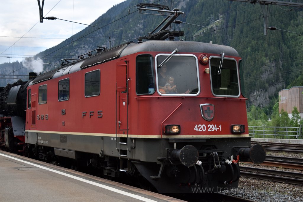 4491-0027-030617.jpg - SBBC Re 4/4'' 11294 (Re 420.294-1)  (Re 91 85 4 420 294-1 CH-SBBC) / Göschenen 3.6.2017