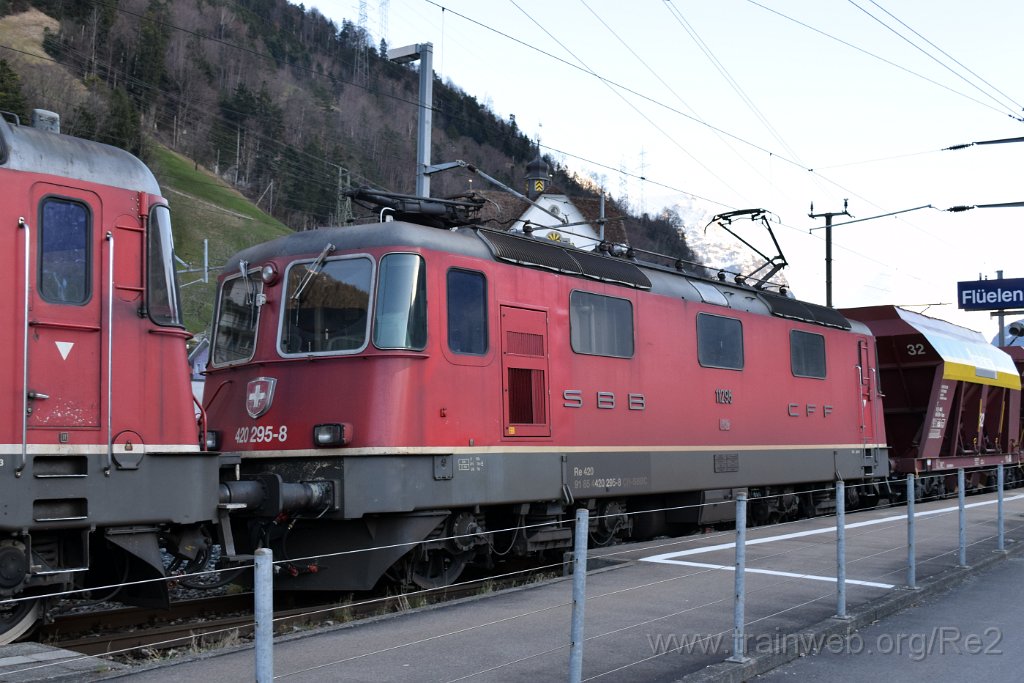 4886-0047-140318.jpg - SBBC Re 4/4'' 11295 (Re 420.295-8)  (Re 91 85 4 420 295-8 CH-SBBC) / Flüelen 14.3.2018