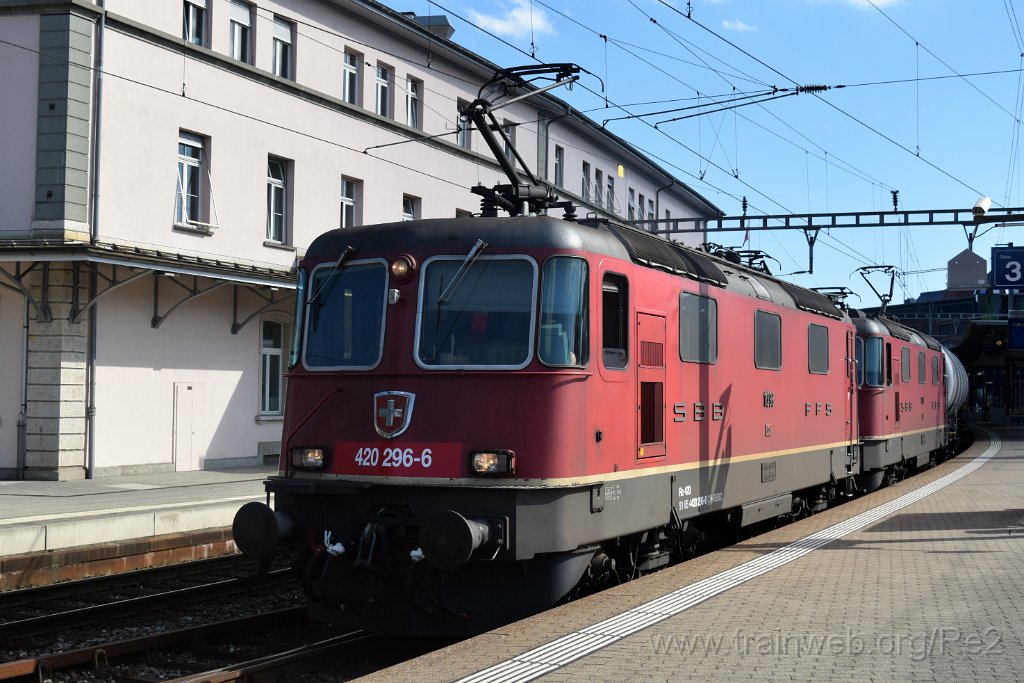 4079-0016-030816.jpg - SBBC Re 4/4'' 11296 (Re 420.296-6)  (Re 91 85 4 420 296-6 CH-SBBC) + SBB-CFF Re 4/4'' 11263 / Olten 3.8.2016