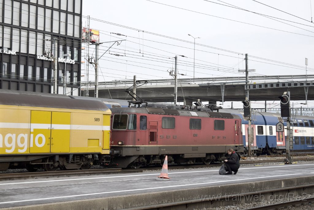 5285-0049-230119.jpg - SBBC Re 4/4'' 11296 (Re 420.296-6)  (Re 91 85 4 420 296-6 CH-SBBC) / Zürich-Altstetten 23.1.2019