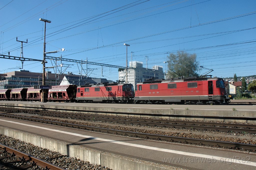 1544-0042-270808.jpg - SBB-CFF Ref 4/4'' 11177 + SBB-CFF Re 4/4'' 11298 / Zürich-Altstetten 27.8.2008