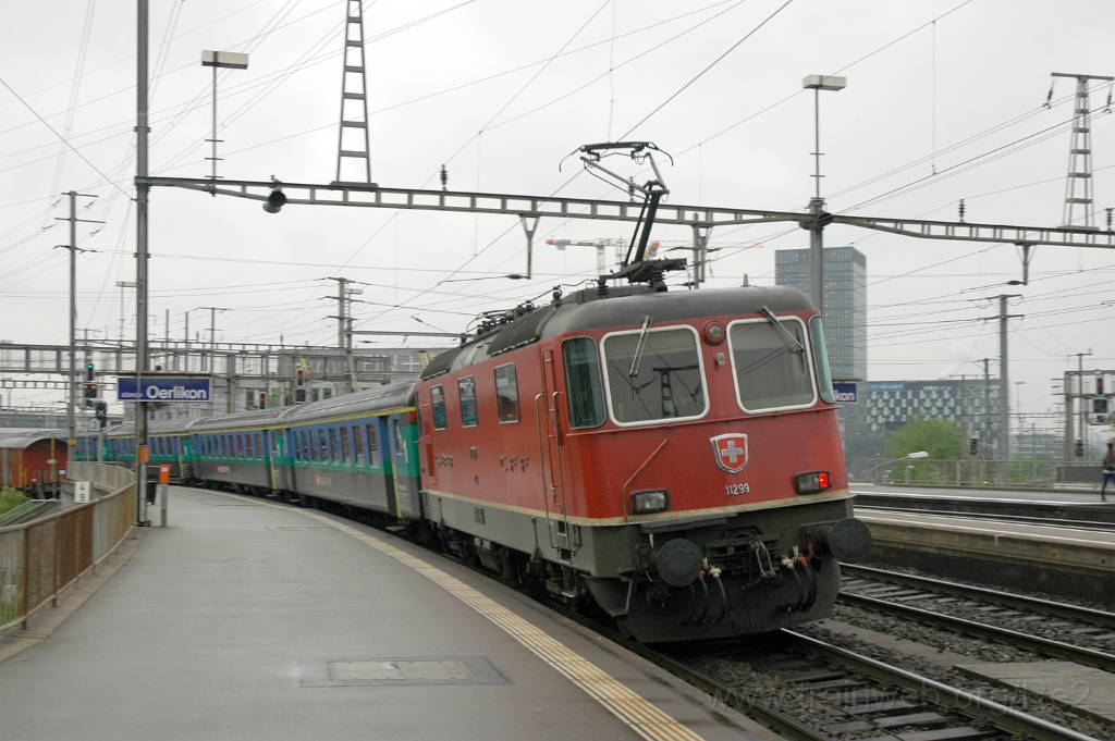 1866-0027-040510.jpg - Re 4/4" 11299 / Zürich-Oerlikon 4.5.2010