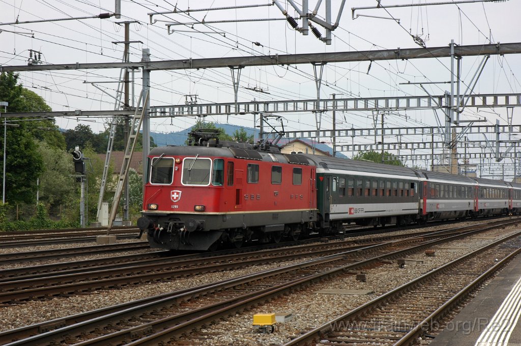 1949-0041-220710.jpg - SBB-CFF Re 4/4'' 11299 / Aarau 22.7.2010
