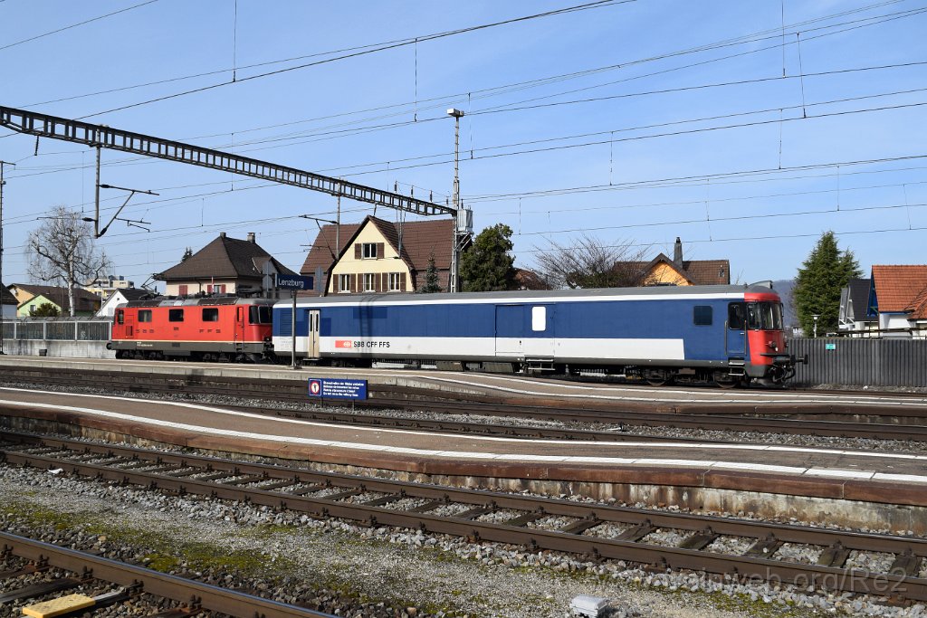 7297-0032-220221.jpg - SBB-CFF St 901 (50 85  89-33 901-1 CH-SBB) + SBB-CFF Re 4/4'' 11299 (Re 420.299-0)  (Re 91 85 4 420 299-0 CH-SBB) / Lenzburg 22.2.2021