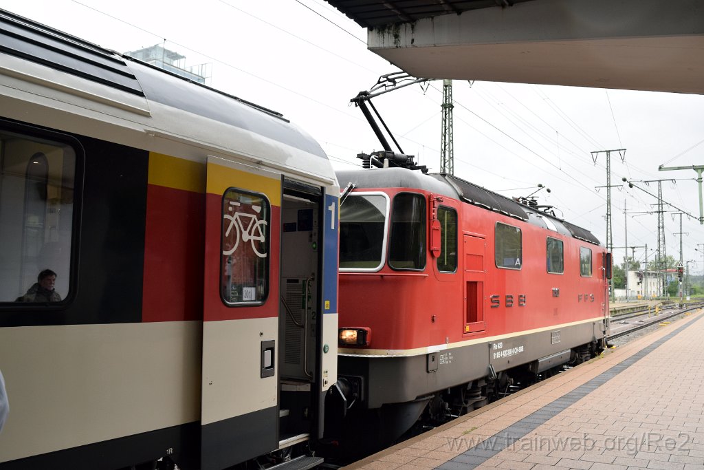 4631-0017-310817.jpg - SBB-CFF Re 4/4'' 11300 (Re 420.300-6)  (Re 91 85 4 420 300-6 CH-SBB) / Singen (Htw) 31.8.2017