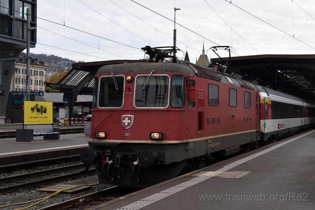 8281-0026-151122.jpg - SBB-CFF Re 4/4'' 11301 (Re 420.301-4)  (Re 91 85 4 420 301-4 CH-SBB) / Zürich HB 15.11.2022