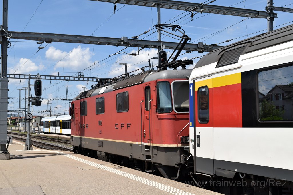 4992-0025-250518.jpg - SBB-CFF Re 4/4'' 11302 (Re 420.302-2)  (Re 91 85 4 420 302-2 CH-SBB) / Wil 25.5.2018
