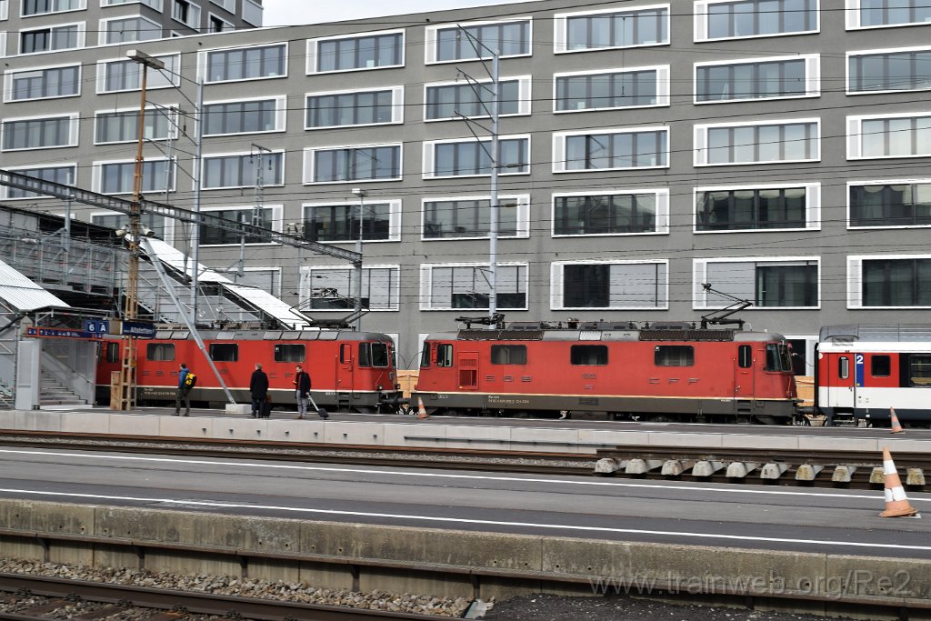 5332-0042-060319.jpg - SBB-CFF Re 4/4'' 11121 (Re 420.121-6)  (Re 91 85 4 420 121-6 CH-SBB) + SBB-CFF Re 4/4'' 11302 (Re 420.302-2)  (Re 91 85 4 420 302-2 CH-SBB) / Zürich-Altstetten 6.3.2019