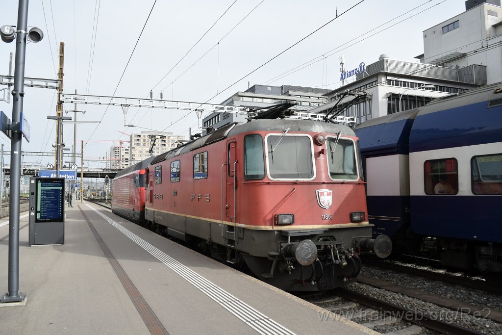 9032-0048-080424.jpg - SBB-CFF Re 4/4'' 11302 (Re 420.302-2)  (Re 91 85 4 420 302-2 CH-SBB) / Zürich-Altstetten 8.4.2024