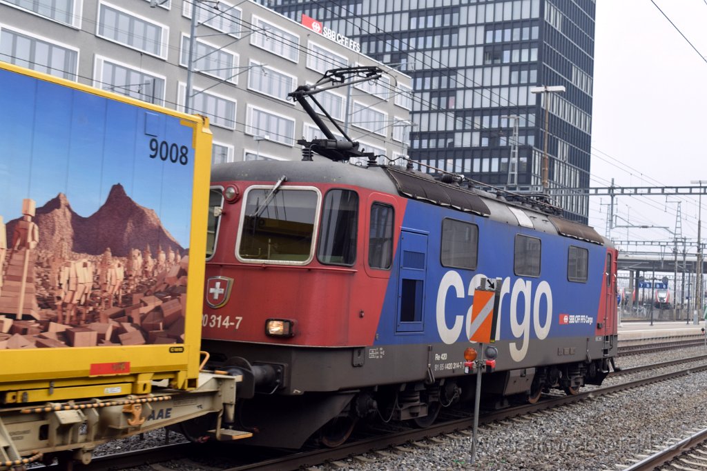 7237-0010-181220.jpg - SBBC Re 420.314-7 (Re 91 85 4 420 314-7 CH-SBBC) / Zürich-Altstetten 18.12.2020