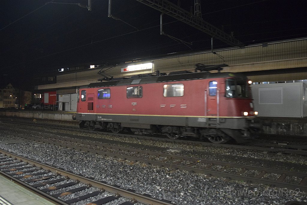 8271-0041-111122.jpg - SBBC Re 4/4'' 11316 (Re 420.316-2)  (Re 91 85 4 420 316-2 CH-SBBC) / Rotkreuz 11.11.2022