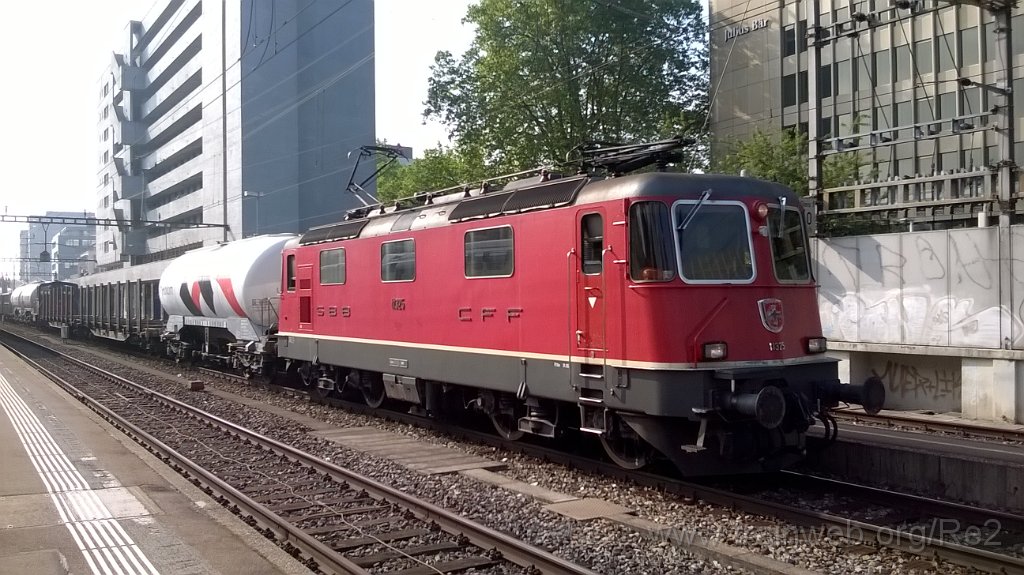 3588-0040-110615.jpg - SBB-CFF Re 4/4'' 11325 / Zürich-Altstetten 11.6.2015