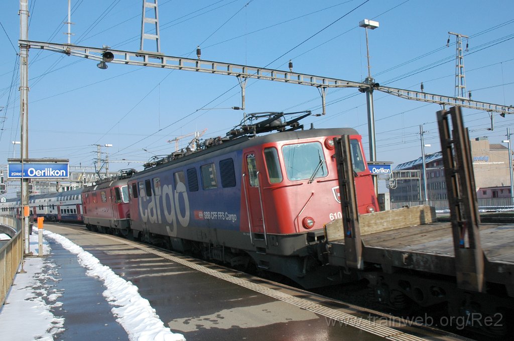 1823-0018-120310.jpg - SBB-CFF Re 4/4'' 11319 + SBBC Ae 610.519-1 ''Giubiasco'' / Zürich-Oerlikon 12.3.2010