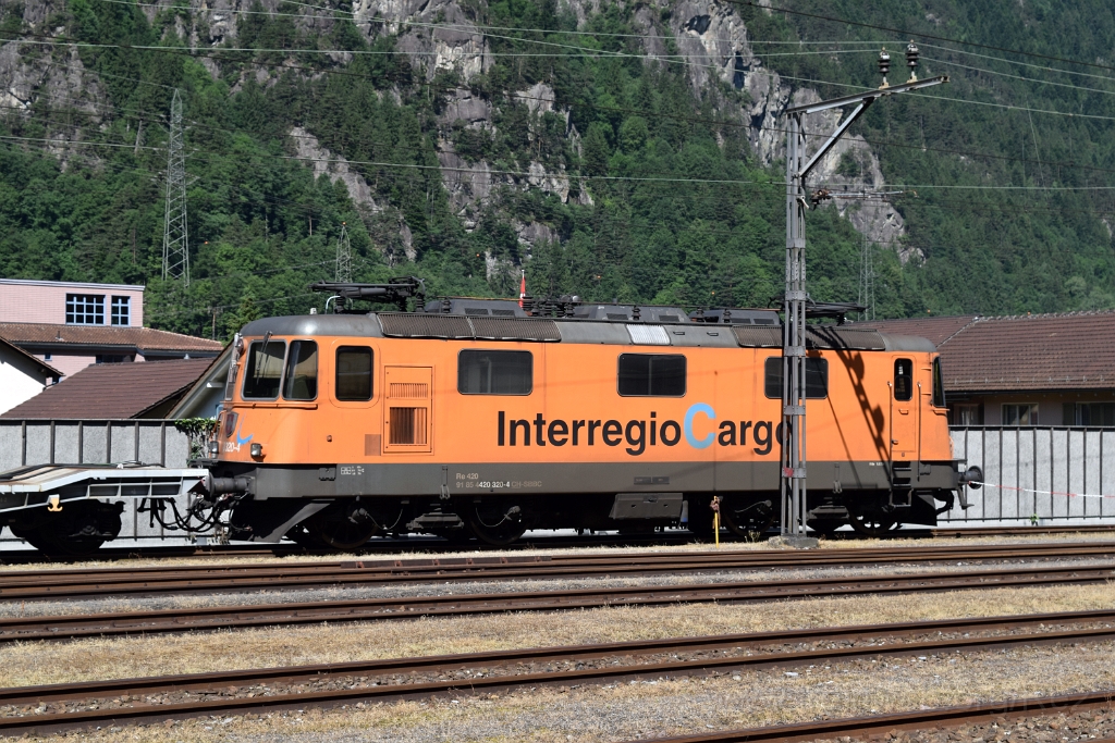 4482-0022-030617.jpg - Re 420.320-4 "InterRegio Cargo" / Erstfeld (Abstellgruppe) 3.6.2017