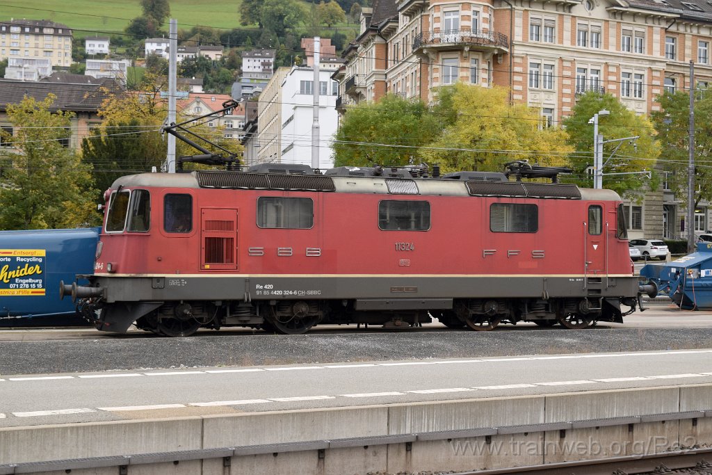 7173-0034-171020.jpg - SBBC Re 4/4'' 11324 (Re 420.324-6)  (Re 91 85 4 420 324-6 CH-SBBC) / St.Gallen HB 17.10.2020
