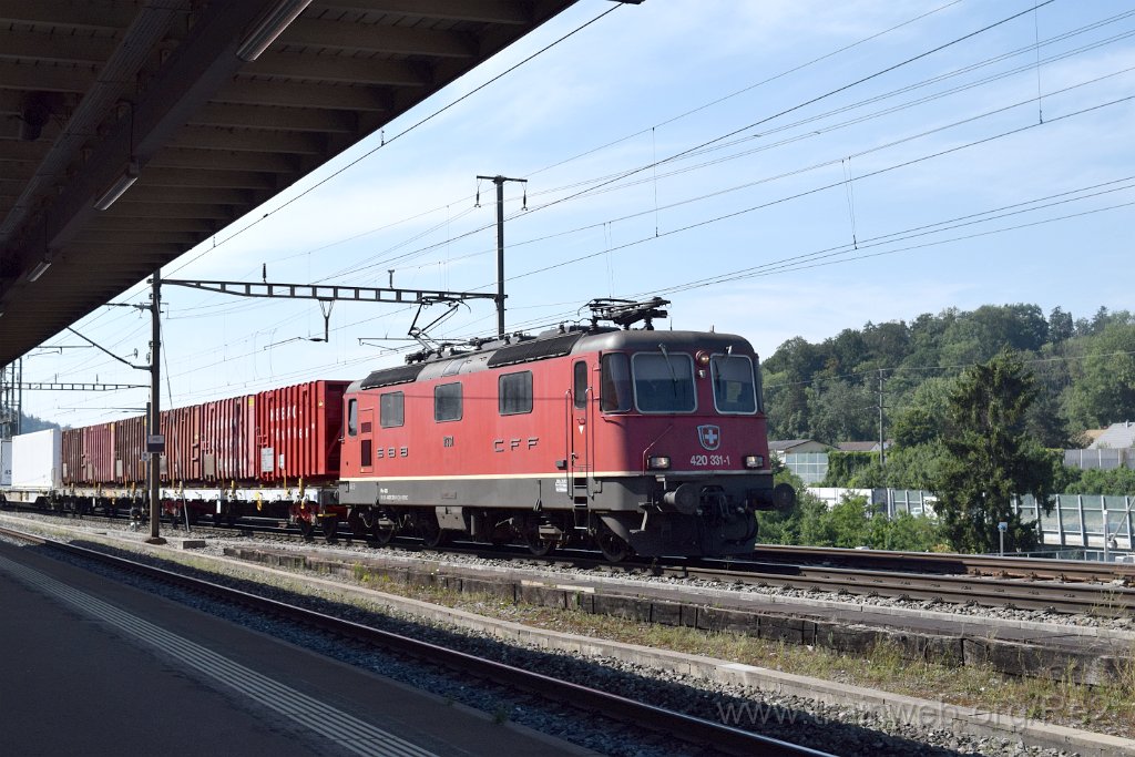 8112-0041-220722.jpg - SBBC Re 4/4'' 11331 (Re 420.331-1)  (Re 91 85 4 420 331-1 CH-SBBC) / Killwangen-Spreitenbach 22.7.2022