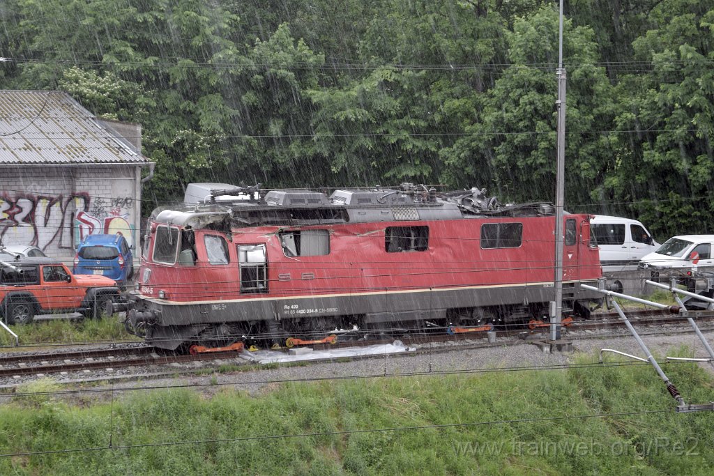 9762-0050-210525.jpg - SBBC Re 4/4'' 11334 (Re 420.334-5)  (Re 91 85 4 420 334-5 CH-SBBC) / St.Gallen-St.Fiden 21.5.2025