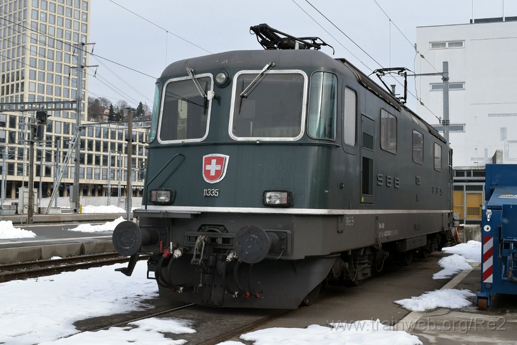 7849-0009-220122.jpg - SBBC Re 4/4'' 11335 (Re 420.335-2)  (Re 91 85 4 420 335-2 CH-SBBC) / St.Gallen HB 22.1.2022