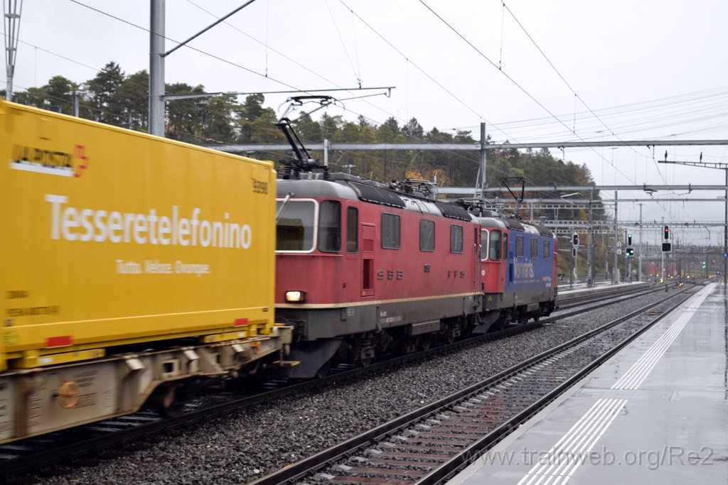 7185-0012-261020.jpg - SBBC Re 420.280-0 ''En avant toute!'' (Re 91 85 4 420 280-0 CH-SBBC) + SBBC Re 4/4'' 11338 (Re 420.338-6)  (Re 91 85 4 420 338-6 CH-SBBC) / Arth-Goldau 26.10.2020